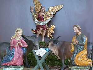 Hýblův betlém - svatá rodina (řezbované figurky